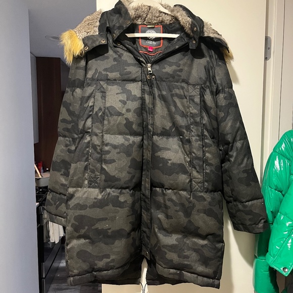 Vince Camuto camouflage winter coat - Picture 1 of 4